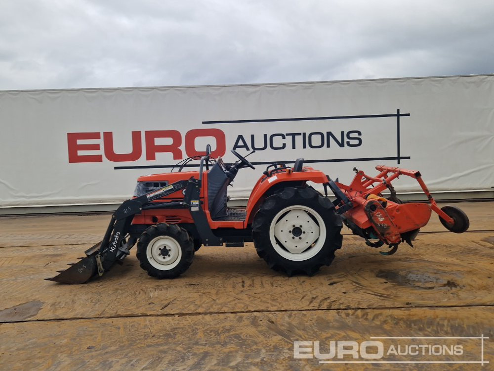 Kubota GT5 - Малък трактор: снимка 2 Kubota GT5 - Малък трактор: снимка 2