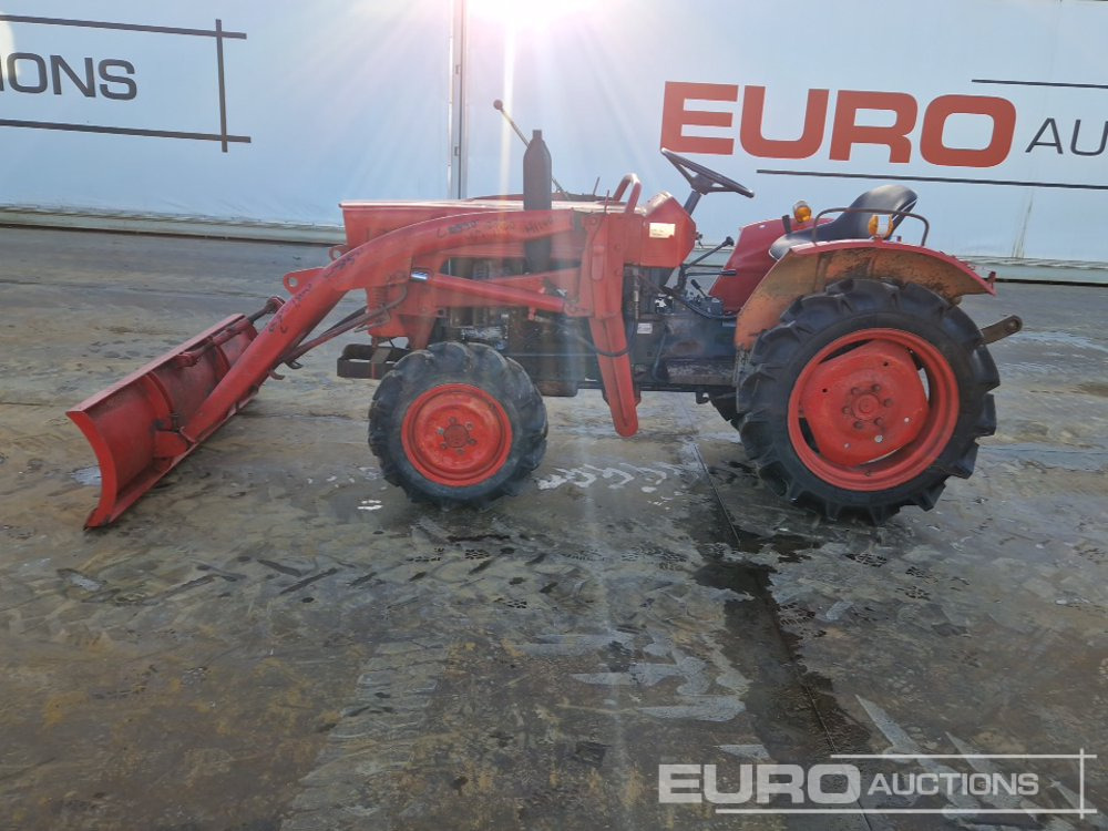 Kubota L2201DT - Малък трактор: снимка 2 Kubota L2201DT - Малък трактор: снимка 2