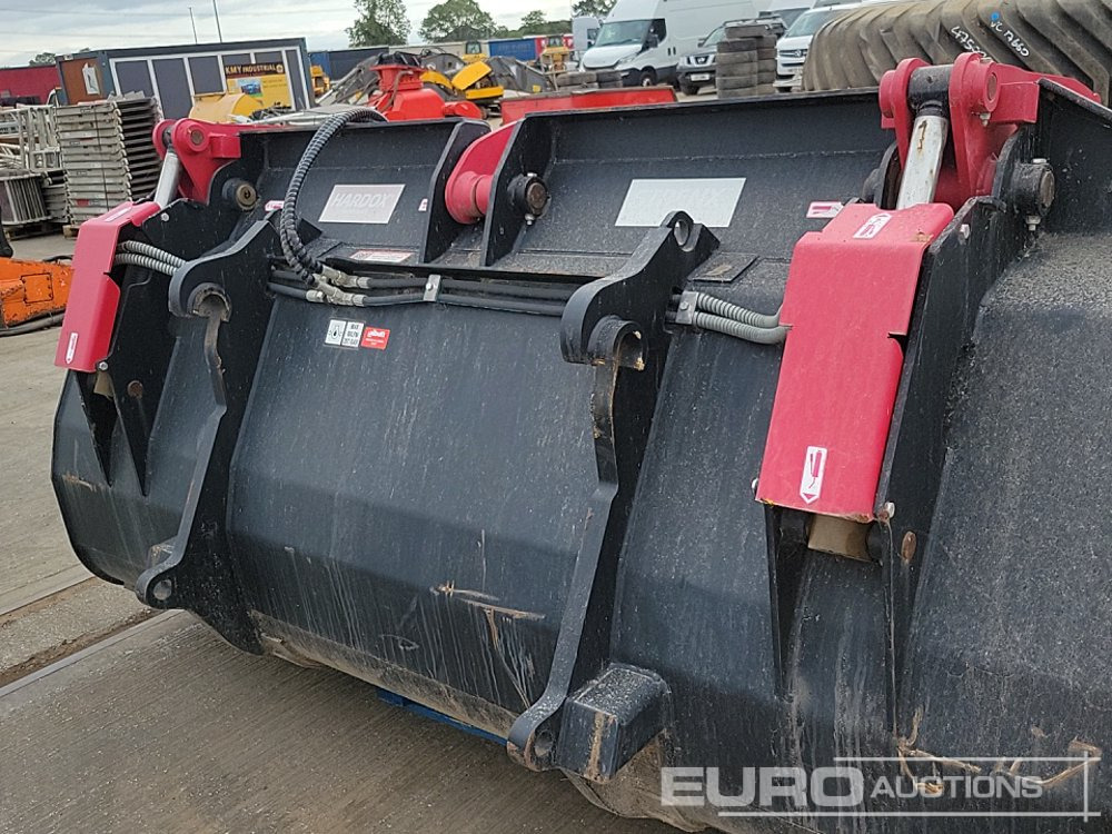 Нови Кофа Lalbutt 104" Hydraulic Muck Grab to suit Telehandler: снимка 16