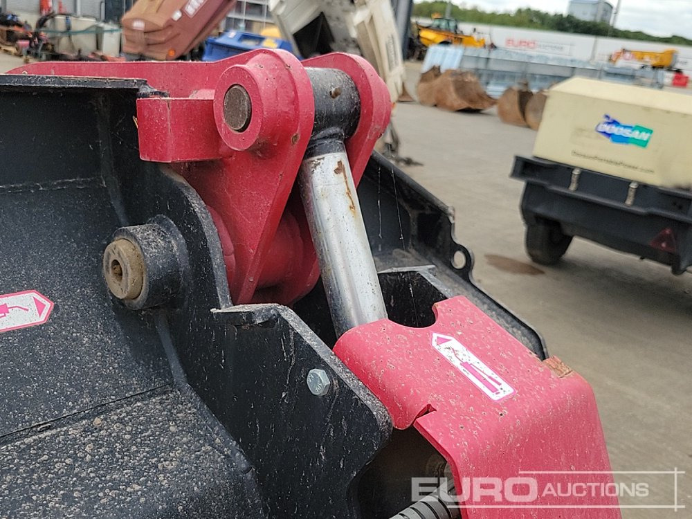 Нови Кофа Lalbutt 104" Hydraulic Muck Grab to suit Telehandler: снимка 15