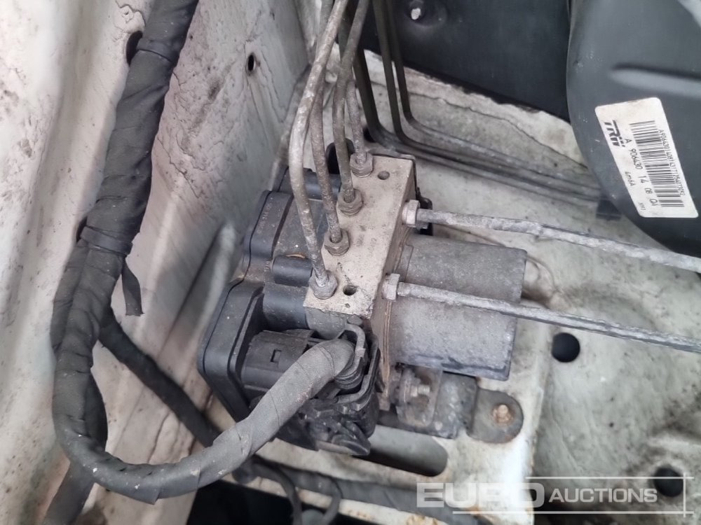 Лекотоварен автомобил 2015 Volkswagen Crafter: снимка 16