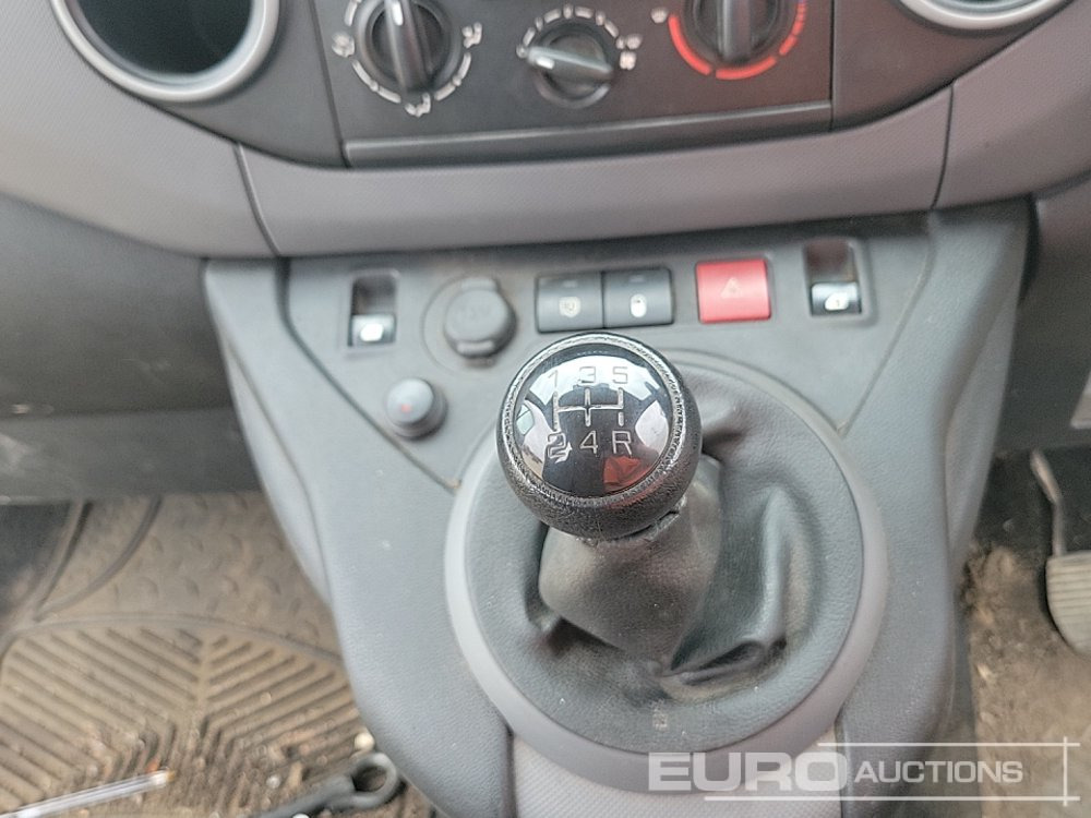 Лекотоварен автомобил 2016 Citreon Berlingo: снимка 31