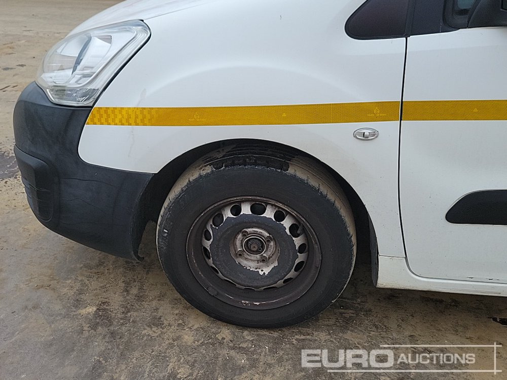 Лекотоварен автомобил 2016 Citreon Berlingo: снимка 9