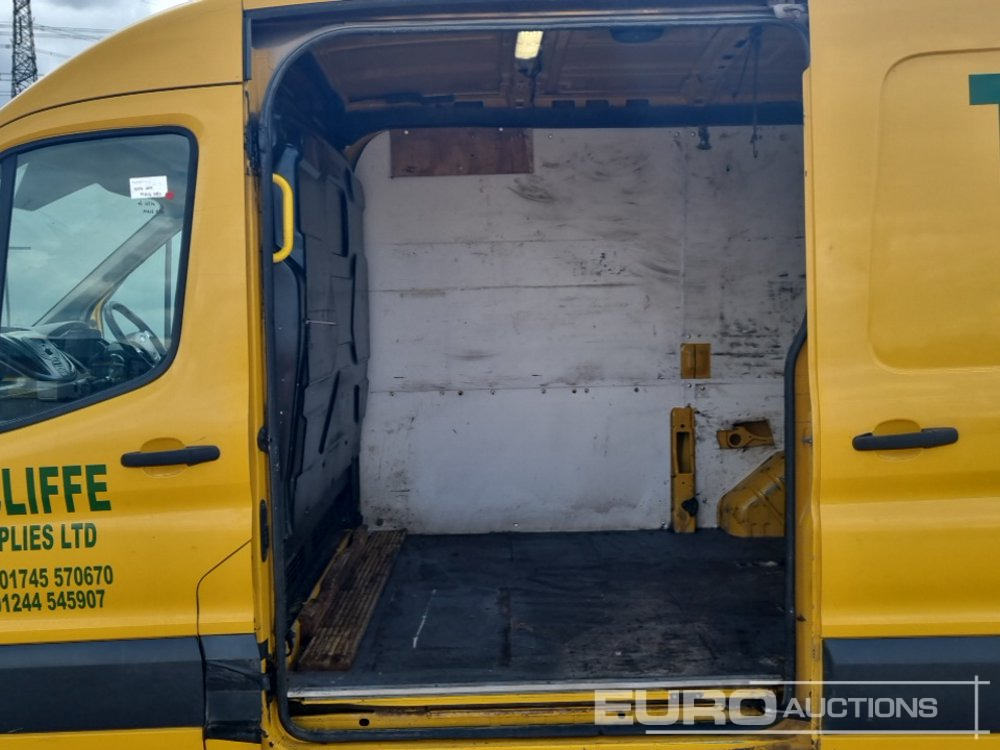 Лекотоварен автомобил 2016 Ford Transit 350: снимка 18