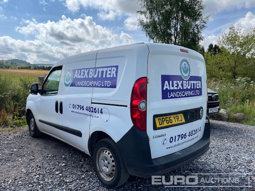 2016 Vauxhall Combo - Лекотоварен автомобил: снимка 5 2016 Vauxhall Combo - Лекотоварен автомобил: снимка 5