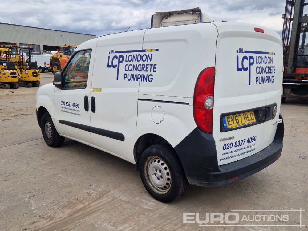 2017 Vauxhall Combo - Лекотоварен автомобил: снимка 3 2017 Vauxhall Combo - Лекотоварен автомобил: снимка 3