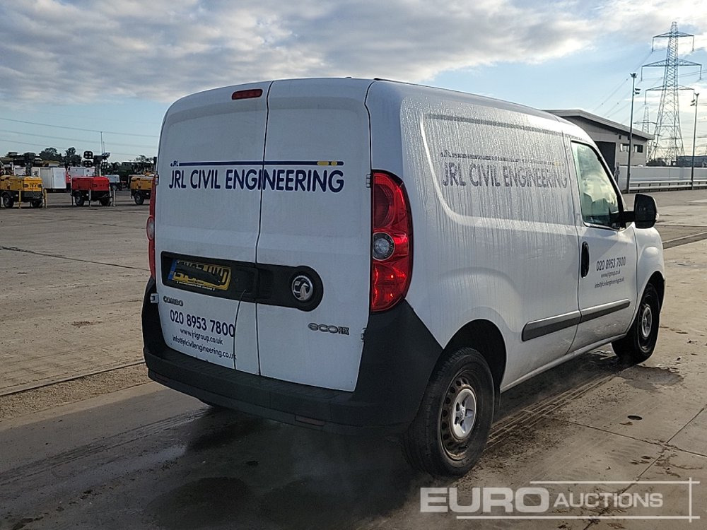 2017 Vauxhall Combo - Лекотоварен автомобил: снимка 5 2017 Vauxhall Combo - Лекотоварен автомобил: снимка 5