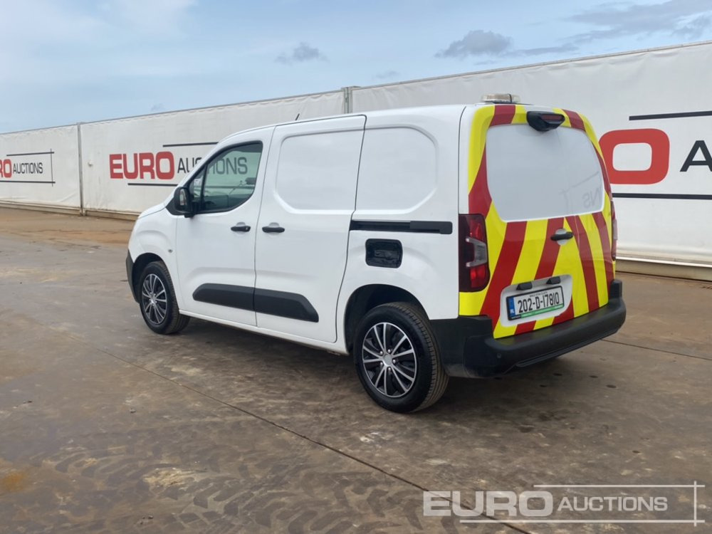 2020 Peugeot Partner - Лекотоварен автомобил: снимка 3 2020 Peugeot Partner - Лекотоварен автомобил: снимка 3