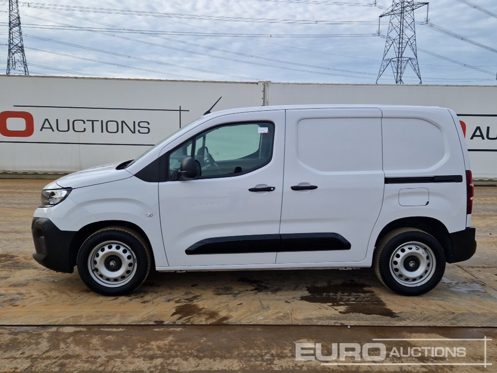 2024 Vauxhall Combo 2300 - Лекотоварен автомобил: снимка 2 2024 Vauxhall Combo 2300 - Лекотоварен автомобил: снимка 2