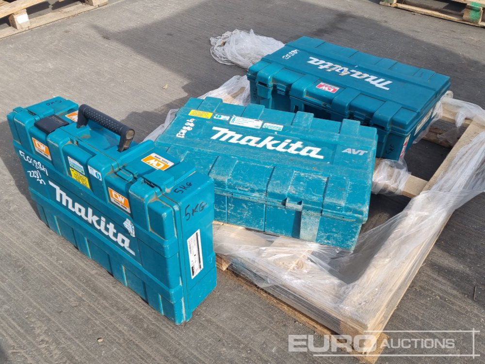 Makita AVT - Строително оборудване: снимка 1 Makita AVT - Строително оборудване: снимка 1