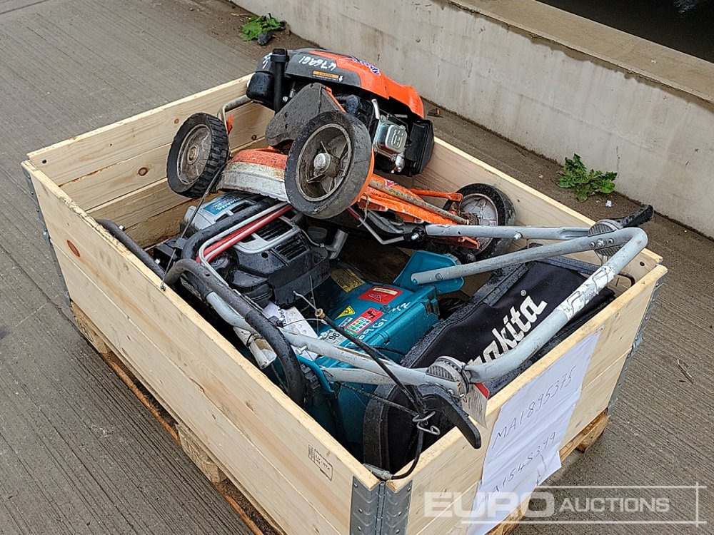 Makita Petrol Lawnmower, Briggs & Stratton Engine, Husqvarna Petrol Lawnmower - Строително оборудване: снимка 3 Makita Petrol Lawnmower, Briggs & Stratton Engine, Husqvarna Petrol Lawnmower - Строително оборудване: снимка 3