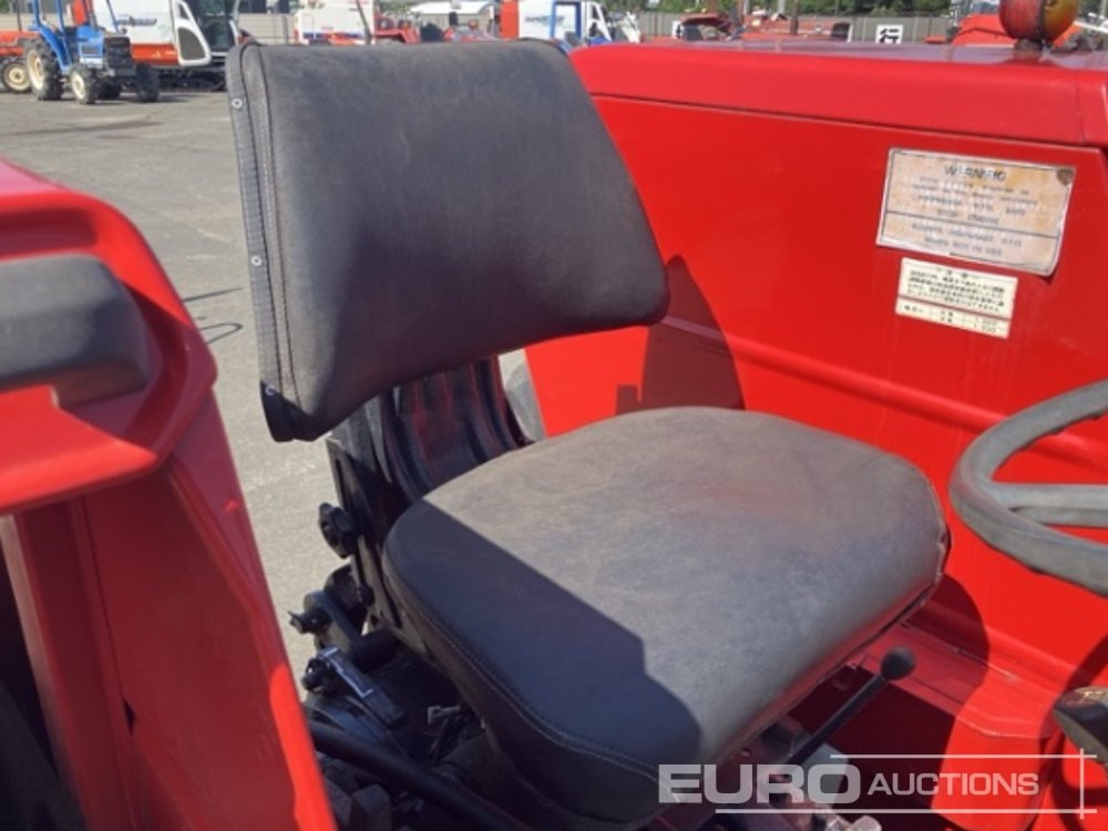 Massey Ferguson 240 - Трактор: снимка 3 Massey Ferguson 240 - Трактор: снимка 3