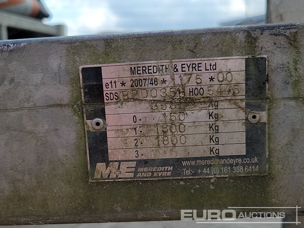 Ремарке за строителна техника Meredith & Eyre 3.5 Ton Twin Axle Plant Trailer, Soundproofing Barriers (10 of): снимка 26