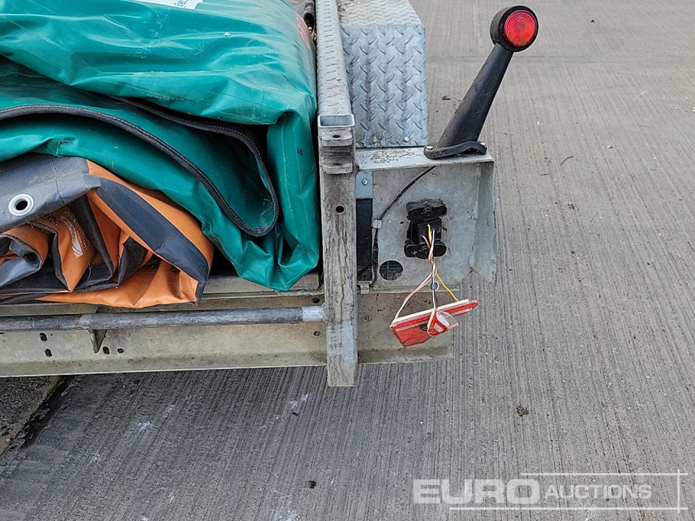 Ремарке за строителна техника Meredith & Eyre 3.5 Ton Twin Axle Plant Trailer, Soundproofing Barriers (10 of): снимка 20