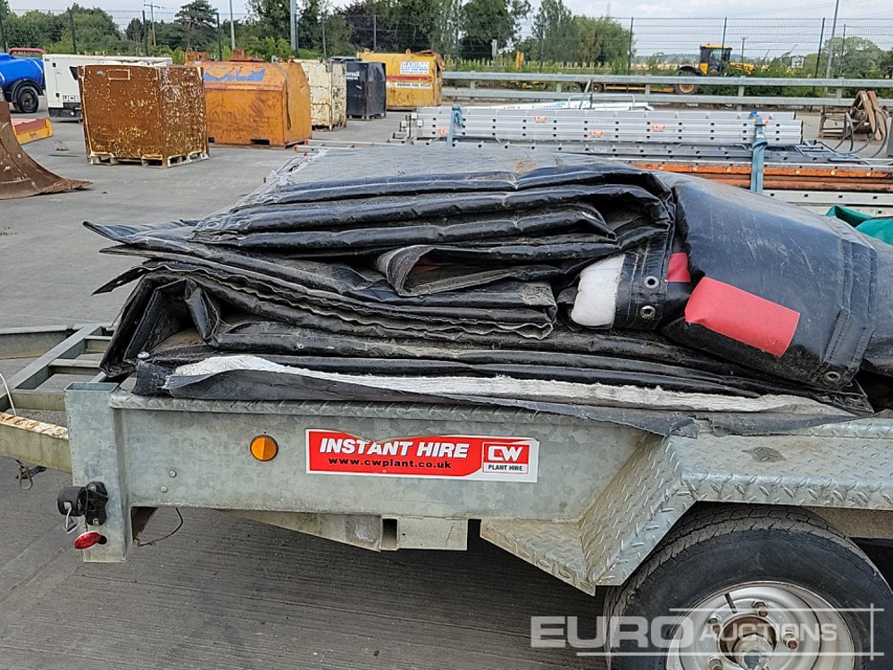 Ремарке за строителна техника Meredith & Eyre 3.5 Ton Twin Axle Plant Trailer, Soundproofing Barriers (10 of): снимка 16
