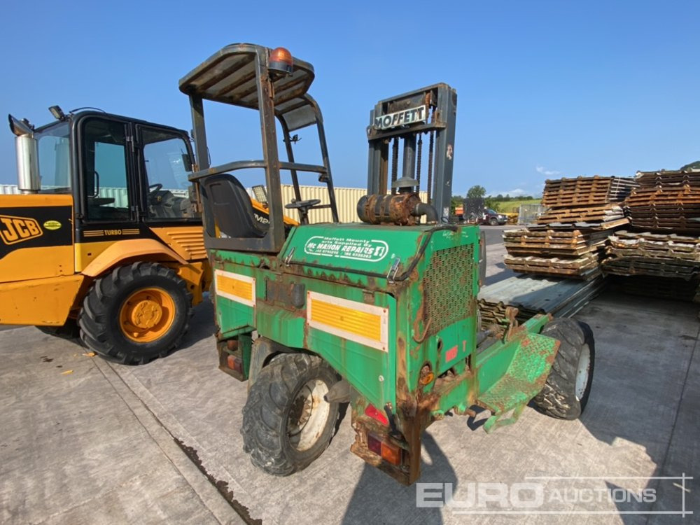 Moffett Mounty M7 24.3W, 3 Wheeled Trailer Mountable Forklift, 2 Stage Mast - Мотокар за монтаж на камиони: снимка 3 Moffett Mounty M7 24.3W, 3 Wheeled Trailer Mountable Forklift, 2 Stage Mast - Мотокар за монтаж на камиони: снимка 3
