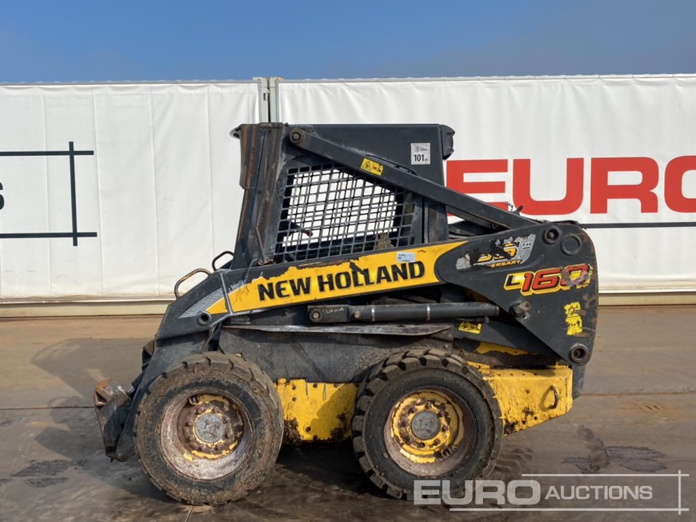 New Holland L160 - Мини челен товарач: снимка 2 New Holland L160 - Мини челен товарач: снимка 2