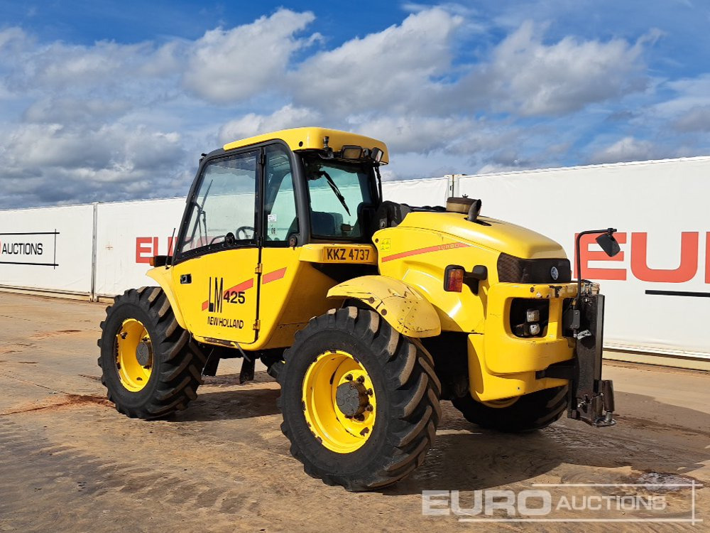 New Holland LM425A - Телескопичен товарач: снимка 3 New Holland LM425A - Телескопичен товарач: снимка 3