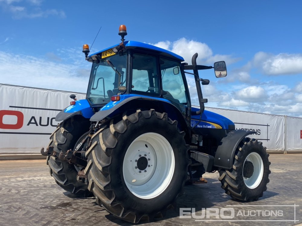 New Holland TM155 - Трактор: снимка 5 New Holland TM155 - Трактор: снимка 5