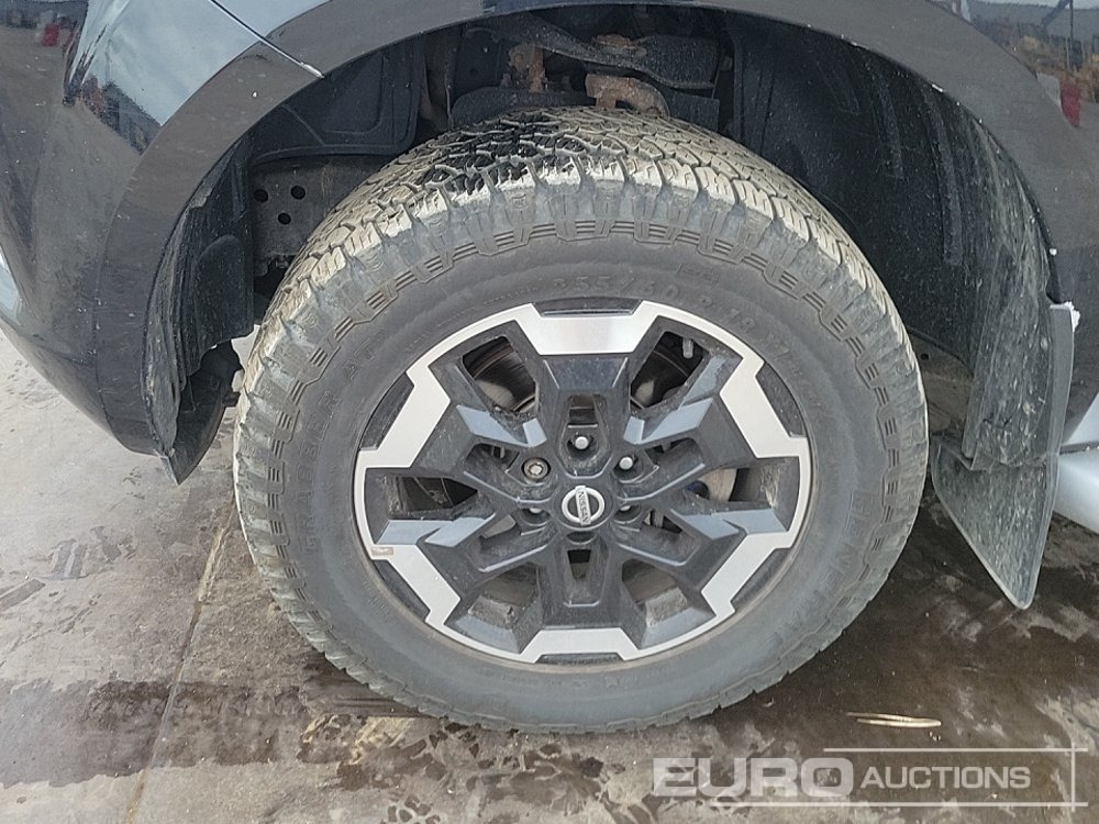 Пикап Nissan Navara: снимка 8