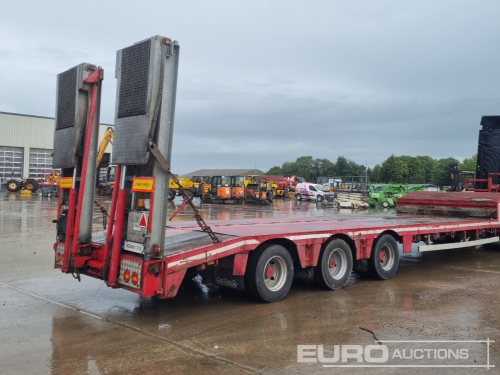 Nooteboom Tri Axle Stepframe Low Loader Trailer, Rear Steer, Hydraulic Fliptoe Ramps, Winch - Нискорамна площадка полуремарке: снимка 5 Nooteboom Tri Axle Stepframe Low Loader Trailer, Rear Steer, Hydraulic Fliptoe Ramps, Winch - Нискорамна площадка полуремарке: снимка 5