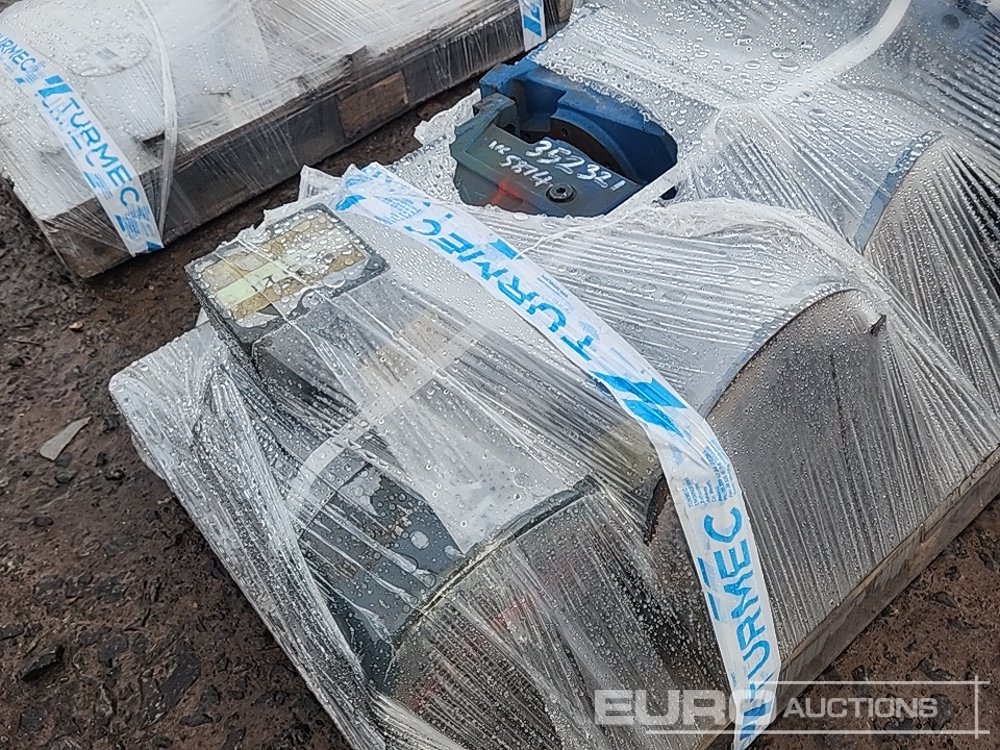 Pallet of Gearboxes (3 of), Motor - Скоростна кутия: снимка 5 Pallet of Gearboxes (3 of), Motor - Скоростна кутия: снимка 5