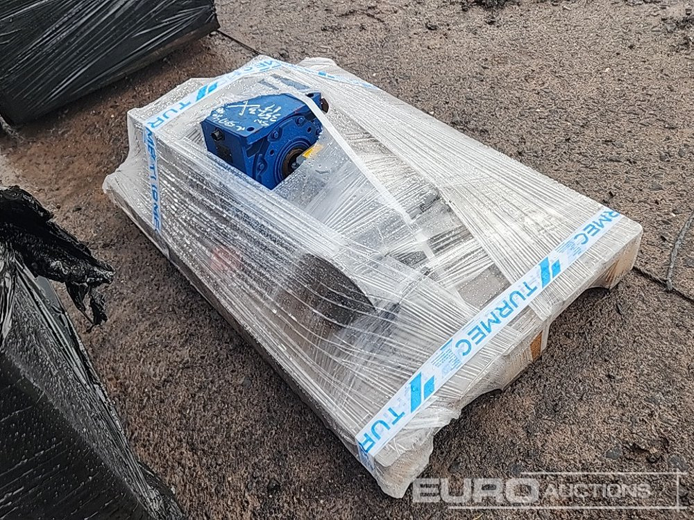 Pallet of Gearboxes (3 of), Motor - Скоростна кутия: снимка 4 Pallet of Gearboxes (3 of), Motor - Скоростна кутия: снимка 4
