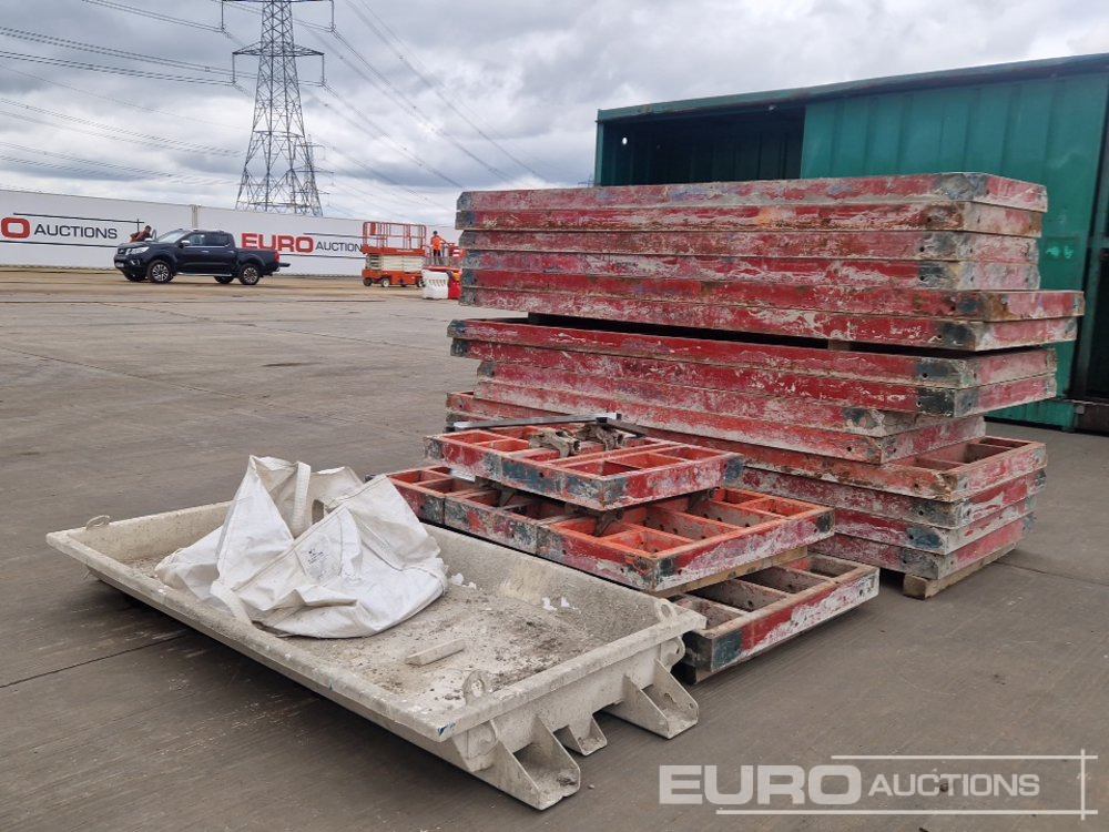 Peri Trio Concrete Formwork, 3.3m x 1.2m Panel (8 of), 3.3m x 0.9m Panel (4 of), 2.7m x 1.2m Panel (2 of), 1.2m x 0.6m Panel (3 of), 1.2m x 0.7m Panel (3 of), 0.9m x 0.6m Panel (2 of), Concrete Pourin - Техника за слагане на асфалт: снимка 3 Peri Trio Concrete Formwork, 3.3m x 1.2m Panel (8 of), 3.3m x 0.9m Panel (4 of), 2.7m x 1.2m Panel (2 of), 1.2m x 0.6m Panel (3 of), 1.2m x 0.7m Panel (3 of), 0.9m x 0.6m Panel (2 of), Concrete Pourin - Техника за слагане на асфалт: снимка 3