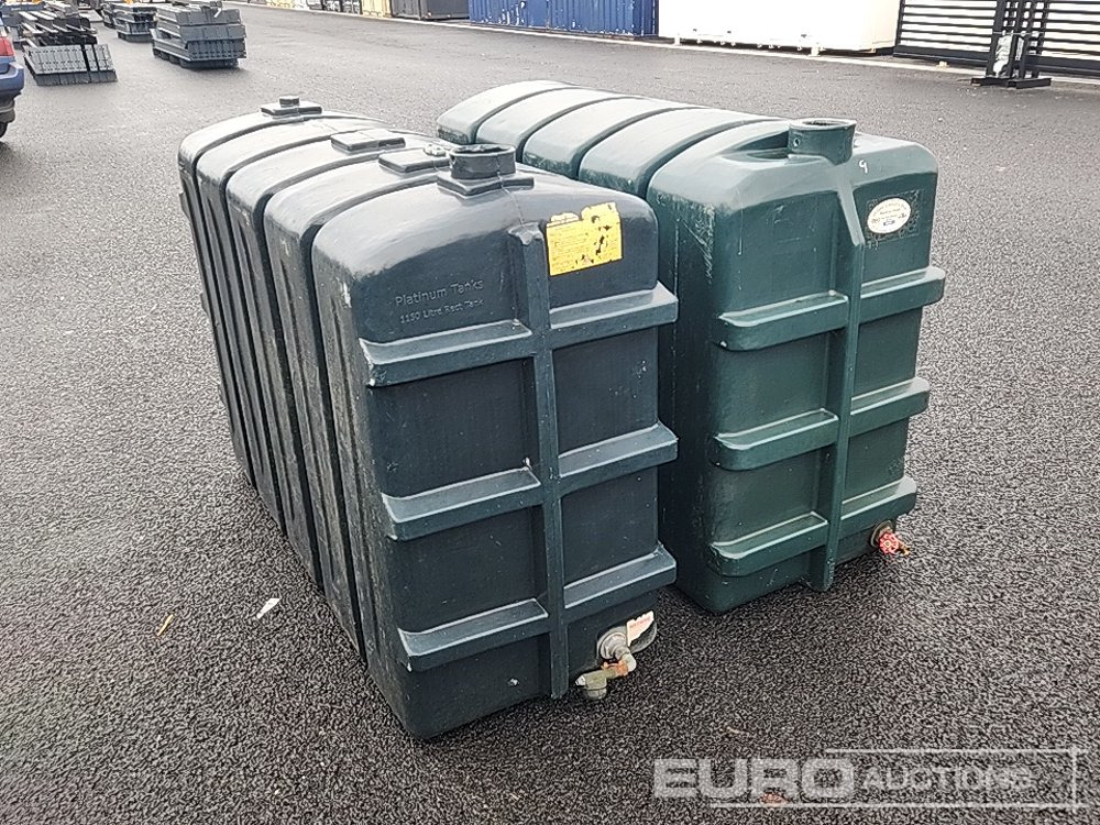 Plastic Oil Tank (2 of) - Резервоар за съхранение: снимка 2 Plastic Oil Tank (2 of) - Резервоар за съхранение: снимка 2
