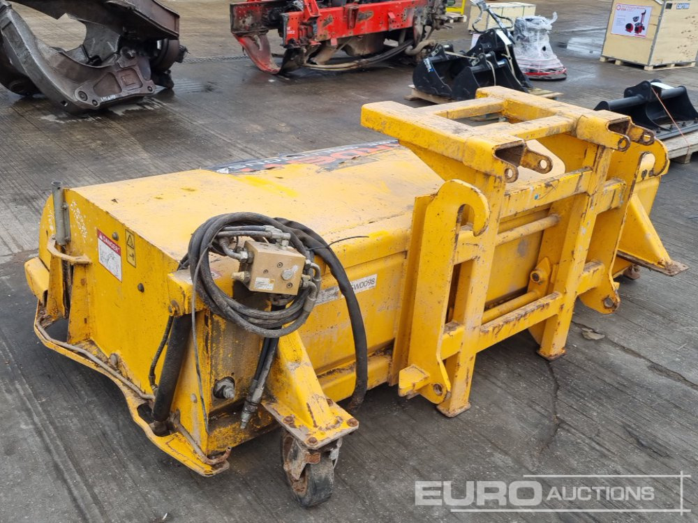 2018 JCB SC240 - Подемно-транспортна техника: снимка 3 2018 JCB SC240 - Подемно-транспортна техника: снимка 3