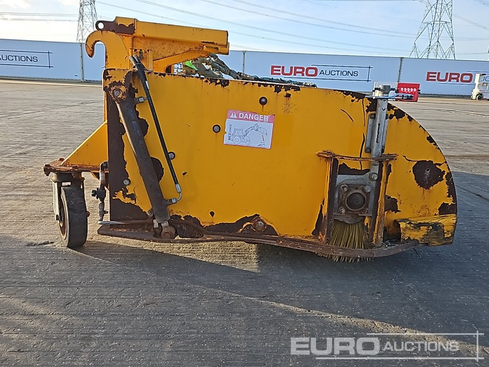 JCB Hydraulic Sweeper Collector to suit Telehandler - Подемно-транспортна техника: снимка 4 JCB Hydraulic Sweeper Collector to suit Telehandler - Подемно-транспортна техника: снимка 4