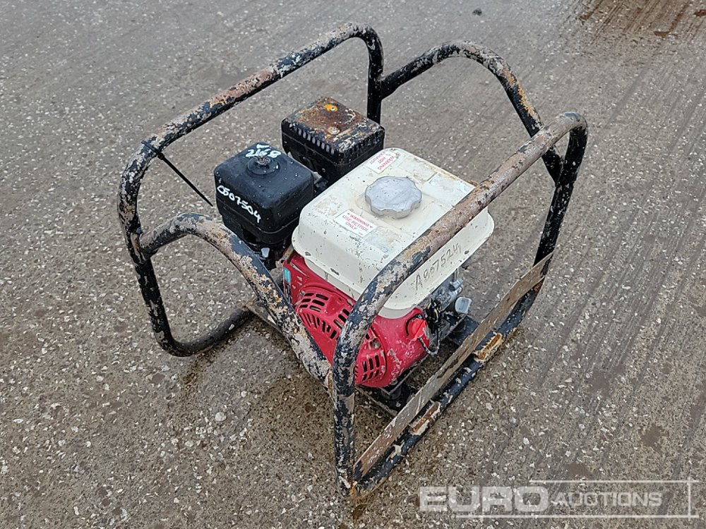 Poker Drive Unit, Honda Petrol Engine - Техника за слагане на асфалт: снимка 1 Poker Drive Unit, Honda Petrol Engine - Техника за слагане на асфалт: снимка 1