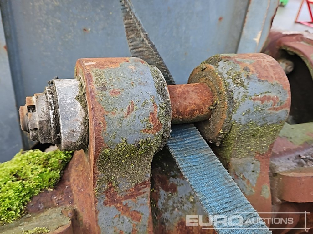 Прикачен инвентар за Багер Manual Log Grab to suit Crane: снимка 11