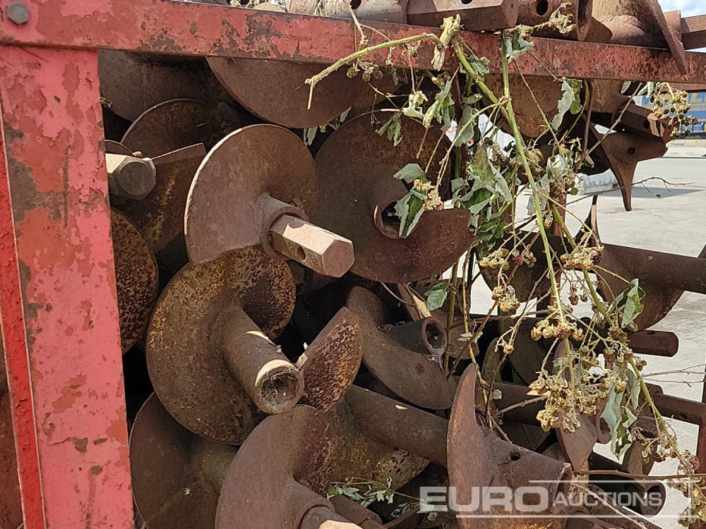 Прикачен инвентар за Багер Stillage of 11" Auger Flights: снимка 14