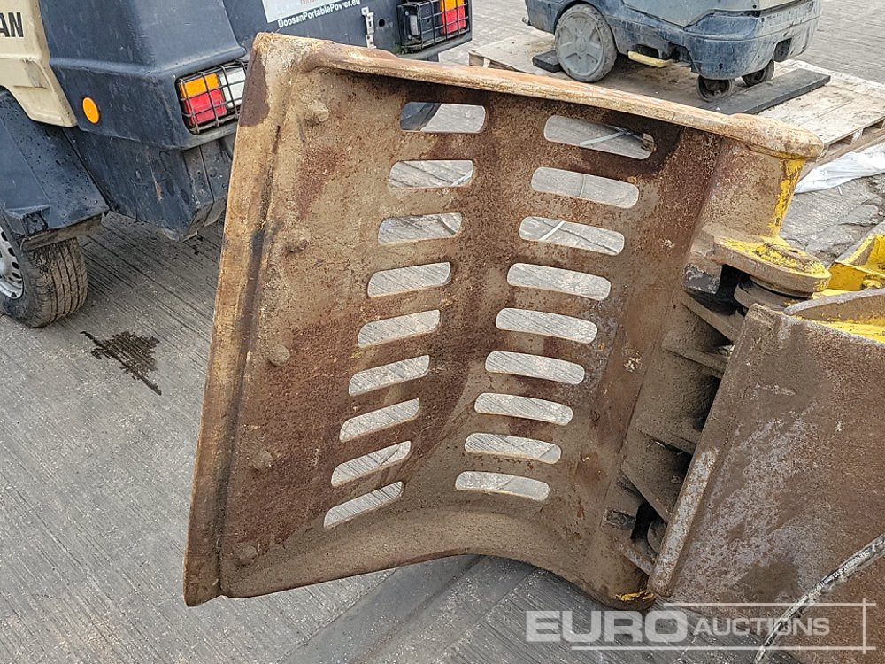 Прикачен инвентар за Багер VTN Hydraulic Rotating Selector Grab 80mm Pin to suit 20 Ton Excavator: снимка 12 Прикачен инвентар за Багер VTN Hydraulic Rotating Selector Grab 80mm Pin to suit 20 Ton Excavator: снимка 12