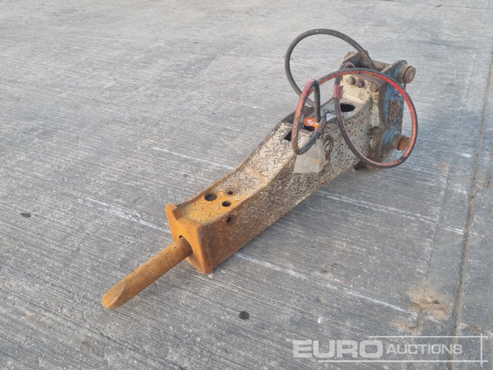 Queng Hydraulic Breaker 45mm Pin to suit 4-6 Ton Excavator - Хидравличен чук: снимка 1 Queng Hydraulic Breaker 45mm Pin to suit 4-6 Ton Excavator - Хидравличен чук: снимка 1