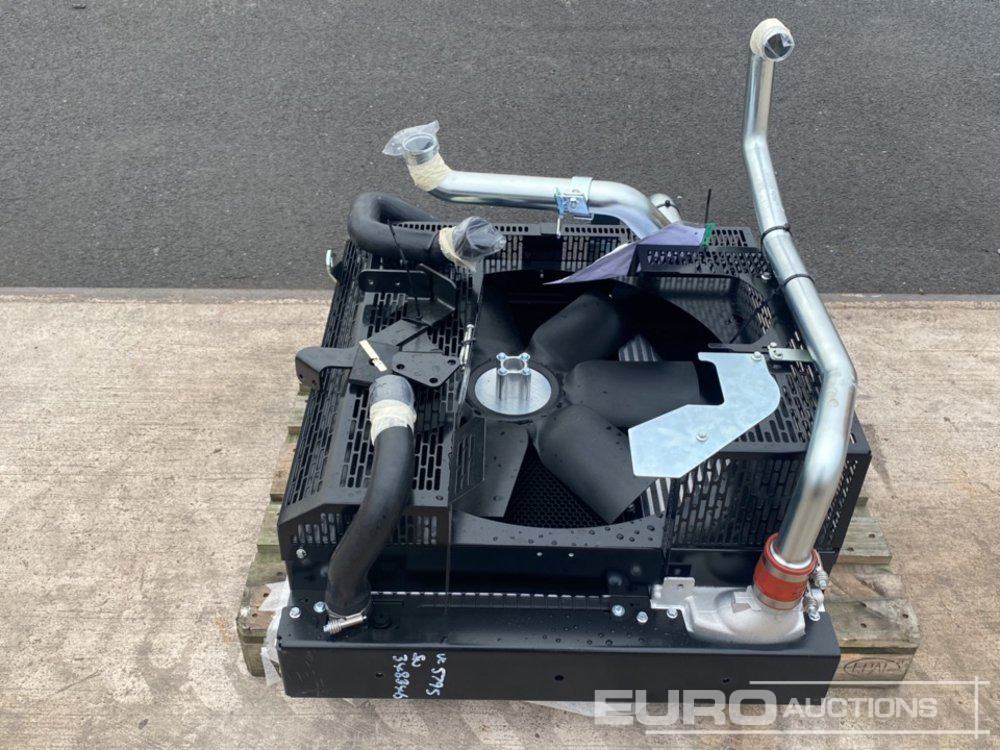 Radiator to suit CAT - Радиатор за Строителна техника: снимка 2 Radiator to suit CAT - Радиатор за Строителна техника: снимка 2