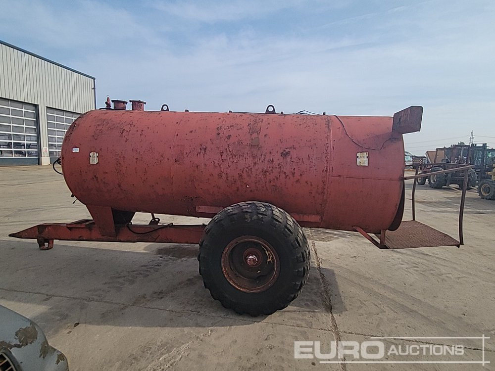 Redrock Single Axle Draw Bar Fuel Bowser, Honda Pump - Резервоар за съхранение: снимка 2 Redrock Single Axle Draw Bar Fuel Bowser, Honda Pump - Резервоар за съхранение: снимка 2