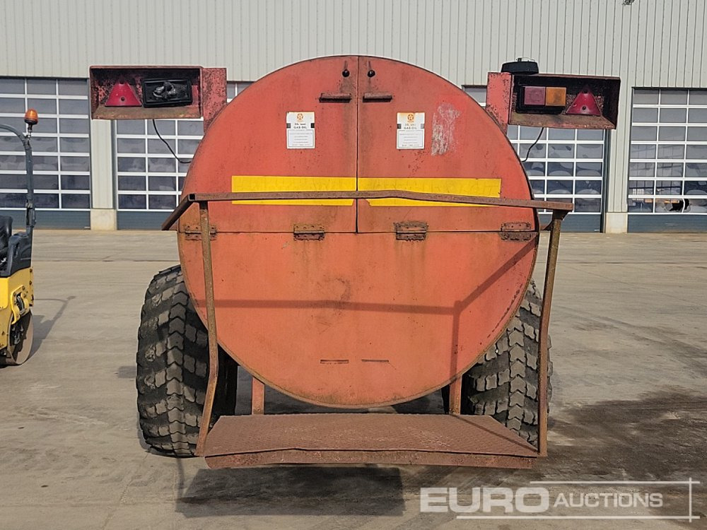 Redrock Single Axle Draw Bar Fuel Bowser, Honda Pump - Резервоар за съхранение: снимка 4 Redrock Single Axle Draw Bar Fuel Bowser, Honda Pump - Резервоар за съхранение: снимка 4