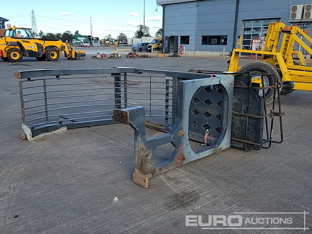 Demo Cage to suit Hitachi ZX210-3/5 - Резервни части: снимка 1 Demo Cage to suit Hitachi ZX210-3/5 - Резервни части: снимка 1