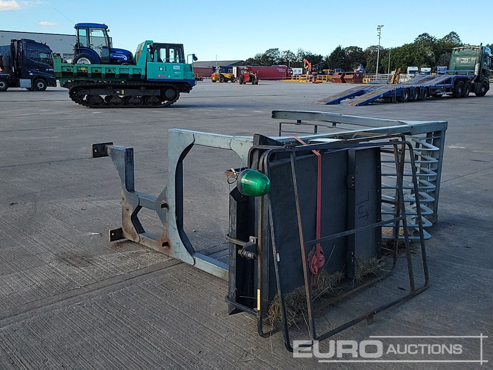 Demo Cage to suit Hitachi ZX210-3/5 - Резервни части: снимка 3 Demo Cage to suit Hitachi ZX210-3/5 - Резервни части: снимка 3