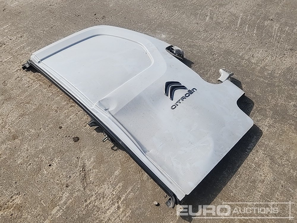 Rear Door to suit Citroen Berlingo (Damaged) - Резервни части: снимка 1 Rear Door to suit Citroen Berlingo (Damaged) - Резервни части: снимка 1