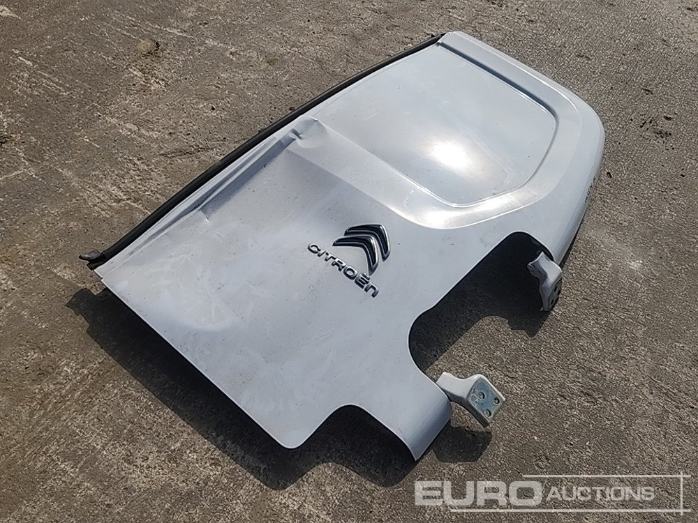 Rear Door to suit Citroen Berlingo (Damaged) - Резервни части: снимка 2 Rear Door to suit Citroen Berlingo (Damaged) - Резервни части: снимка 2