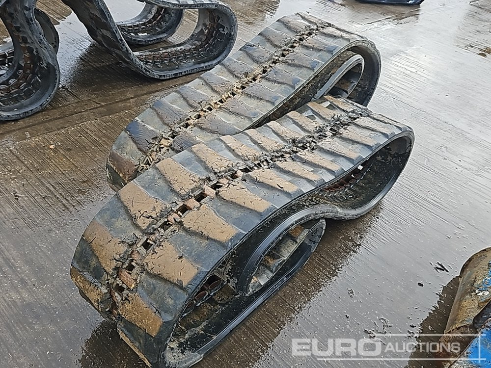 Rubber Track to suit Komatsu PC55 (2 of) - Гумени/ Метални вериги за Строителна техника: снимка 1 Rubber Track to suit Komatsu PC55 (2 of) - Гумени/ Метални вериги за Строителна техника: снимка 1