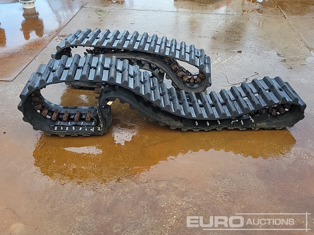 Rubber Tracks to suit Crawler Tractor (2 of) - Гумени/ Метални вериги за Строителна техника: снимка 2 Rubber Tracks to suit Crawler Tractor (2 of) - Гумени/ Метални вериги за Строителна техника: снимка 2