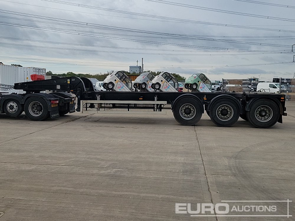 SDC Trailers Ltd Tri Axle Skeleton Trailer, Twist Locks - Бордово полуремарке/ Платформа: снимка 2 SDC Trailers Ltd Tri Axle Skeleton Trailer, Twist Locks - Бордово полуремарке/ Платформа: снимка 2