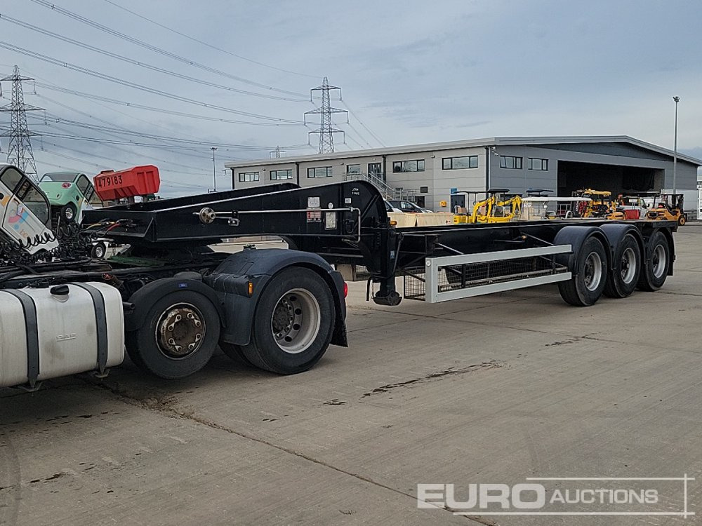 SDC Trailers Ltd Tri Axle Skeleton Trailer, Twist Locks - Бордово полуремарке/ Платформа: снимка 1 SDC Trailers Ltd Tri Axle Skeleton Trailer, Twist Locks - Бордово полуремарке/ Платформа: снимка 1