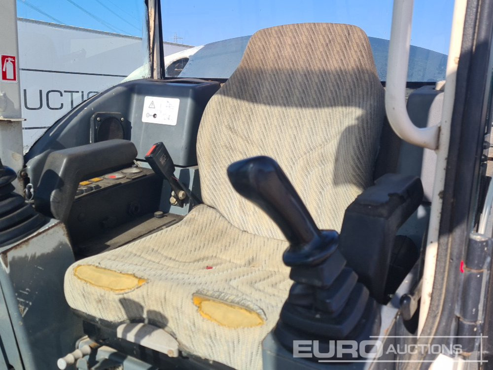 Мини багер Schaeff-Terex HR18: снимка 43