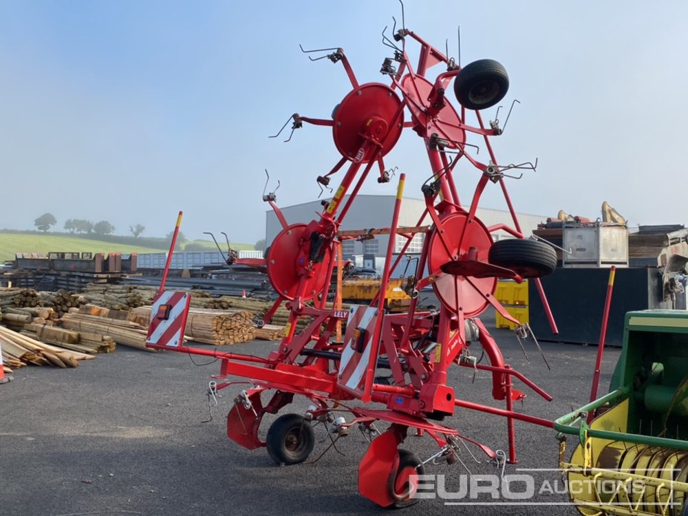 2013 Lely Lotus 770 Tedder - Селскостопанска техника: снимка 2 2013 Lely Lotus 770 Tedder - Селскостопанска техника: снимка 2