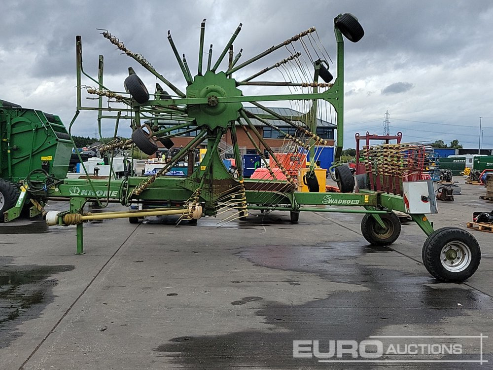 Krone SWADRO 881 - Селскостопанска техника: снимка 2 Krone SWADRO 881 - Селскостопанска техника: снимка 2